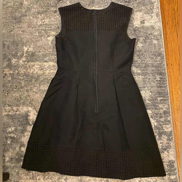 J.Crew Black Laser-cut Perforated A-Line Sleeveless Silk Blend Dress, SZ 2. - Picture 3 of 7